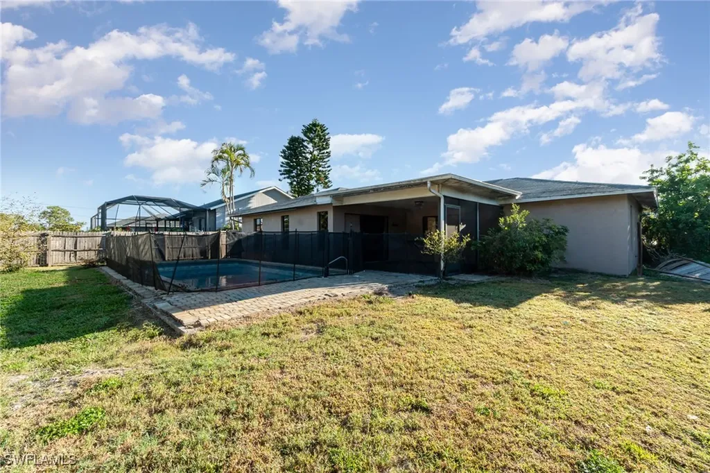17512 Fuchsia Road Fort Myers FL 33967