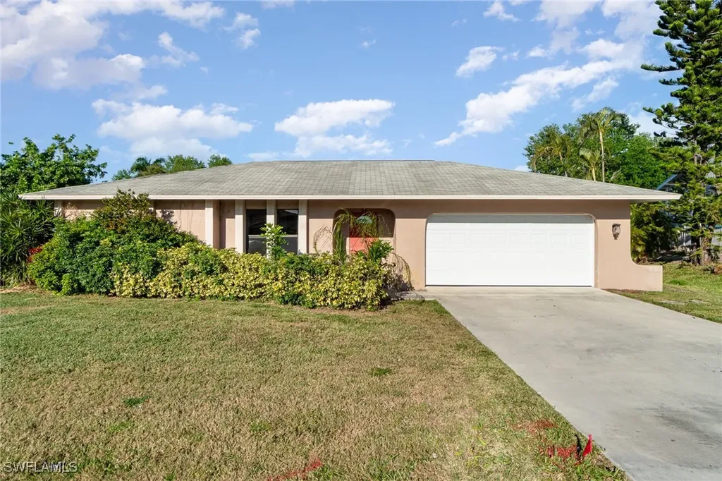 17512 Fuchsia Road Fort Myers FL 33967