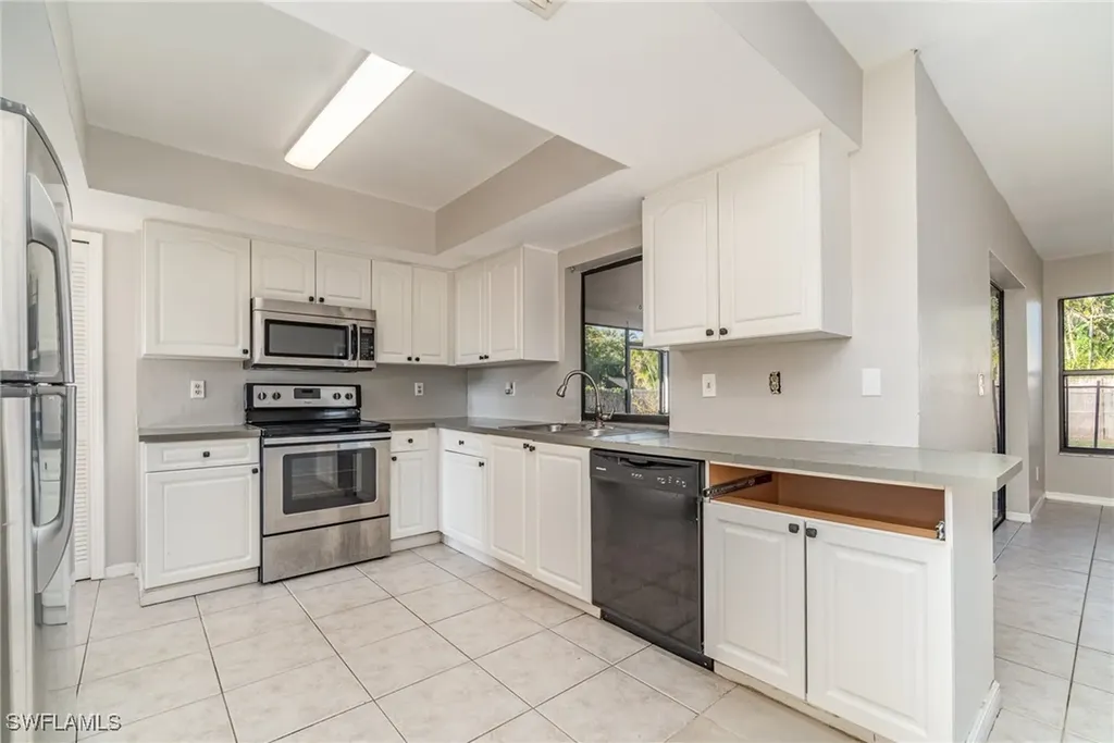 17512 Fuchsia Road Fort Myers FL 33967