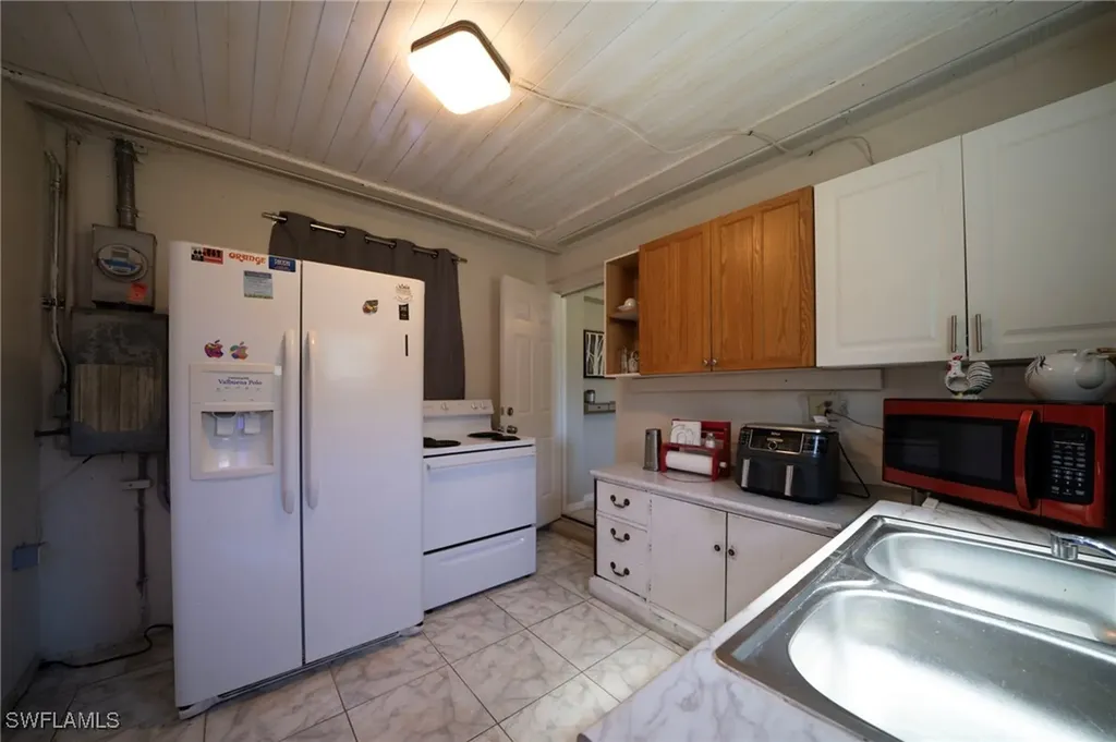 1862 Moreno Avenue Fort Myers FL 33901