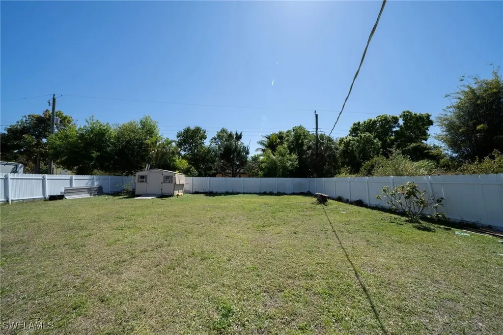 1862 Moreno Avenue Fort Myers FL 33901