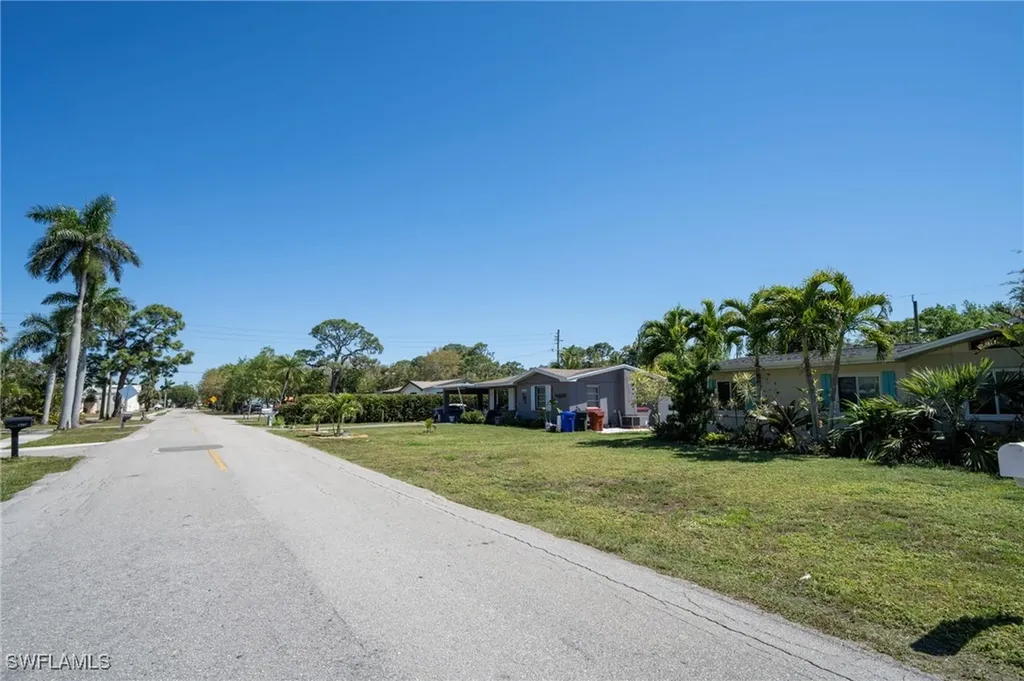 1862 Moreno Avenue Fort Myers FL 33901