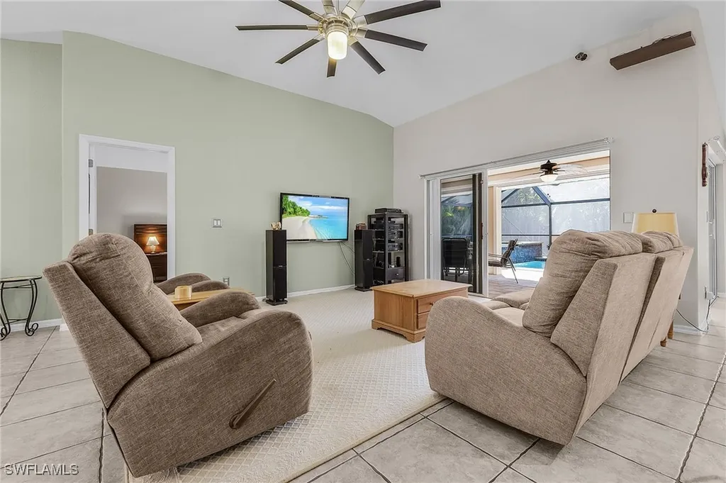 2518 NW 25th Street Cape Coral FL 33993