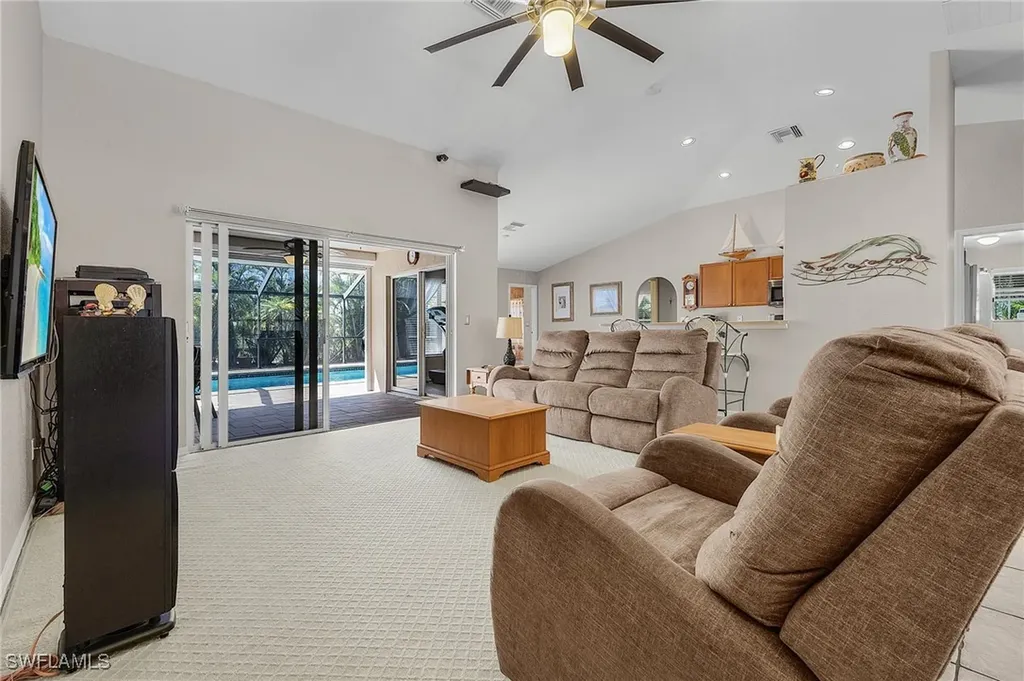 2518 NW 25th Street Cape Coral FL 33993