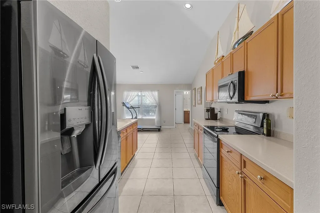 2518 NW 25th Street Cape Coral FL 33993