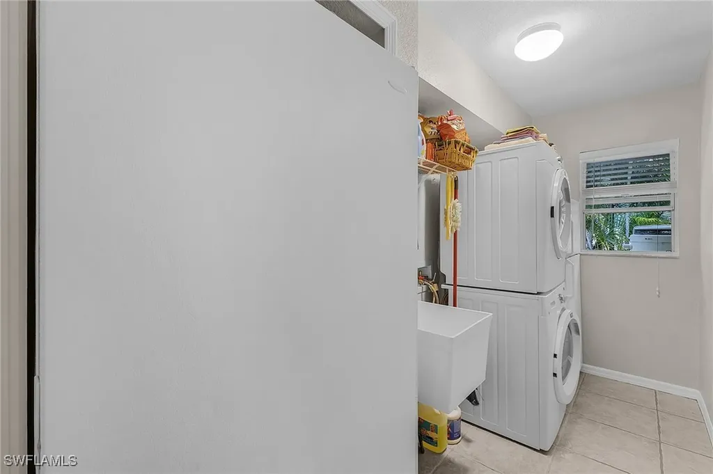 2518 NW 25th Street Cape Coral FL 33993