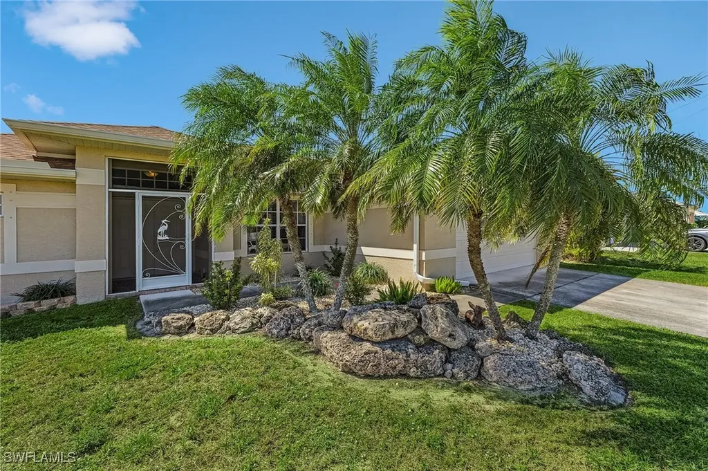2518 NW 25th Street Cape Coral FL 33993