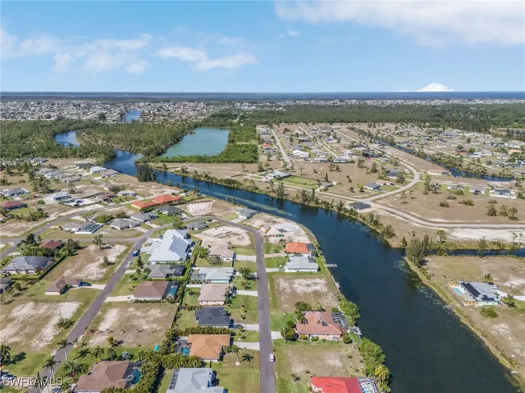 2518 NW 25th Street Cape Coral FL 33993