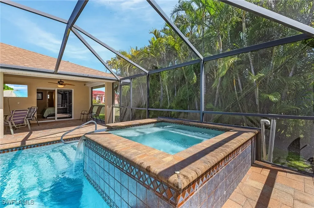 2518 NW 25th Street Cape Coral FL 33993