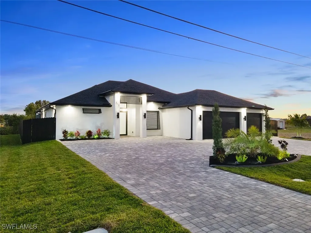 318 NE 6th Street Cape Coral FL 33909