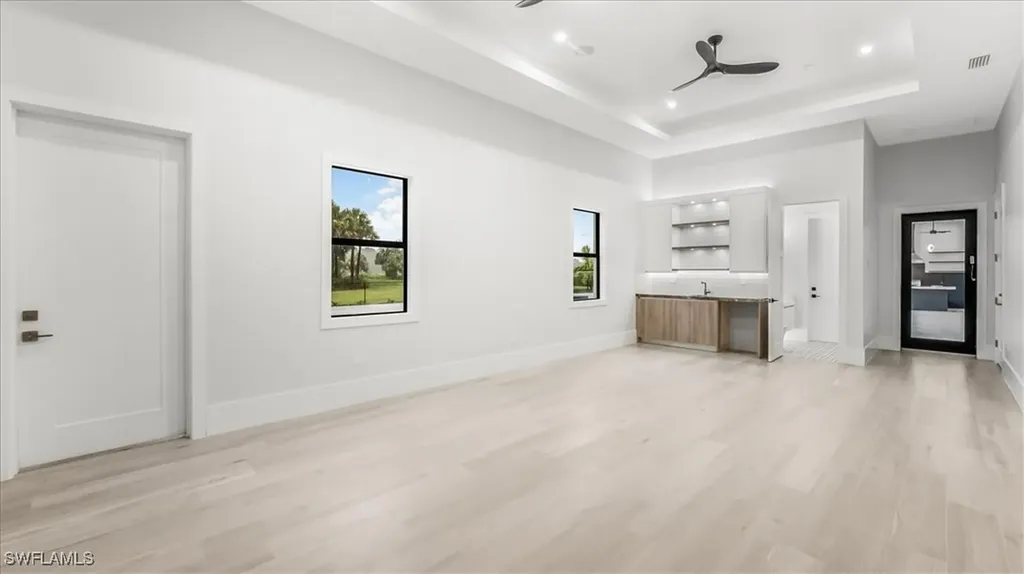 123 10th Avenue NW Naples FL 34120