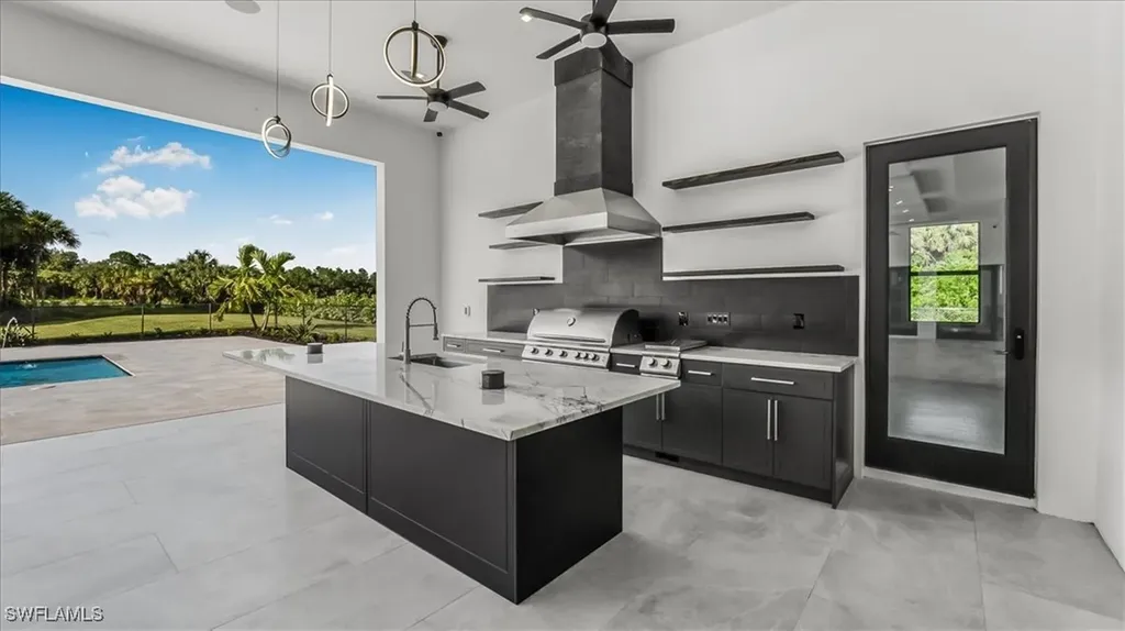 123 10th Avenue NW Naples FL 34120
