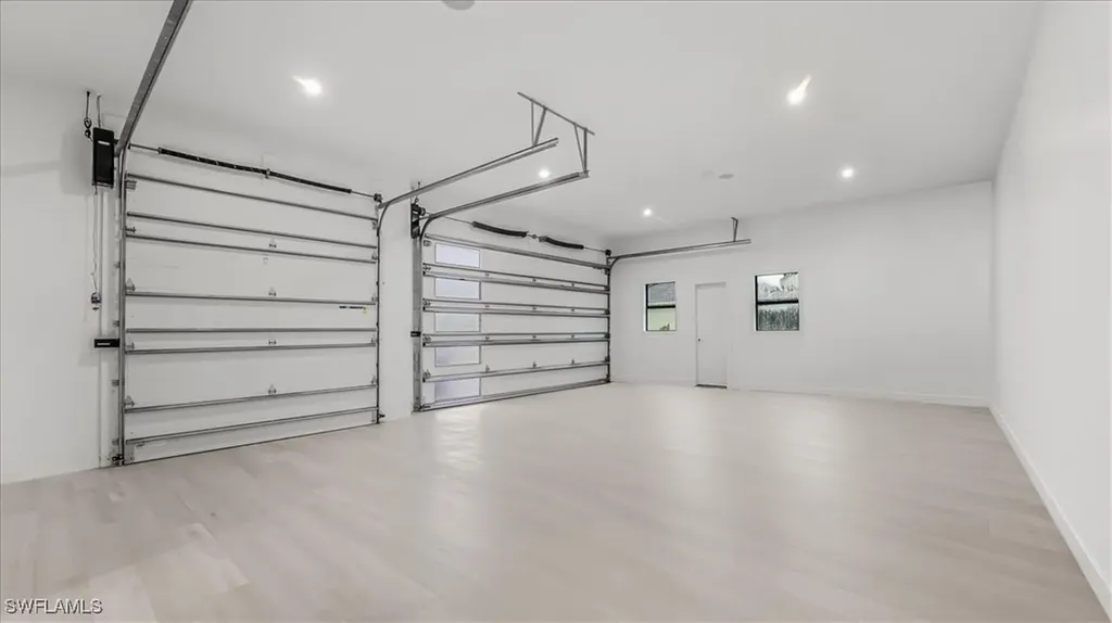 123 10th Avenue NW Naples FL 34120