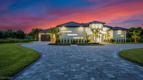 123 10TH Avenue NW Naples FL 34120