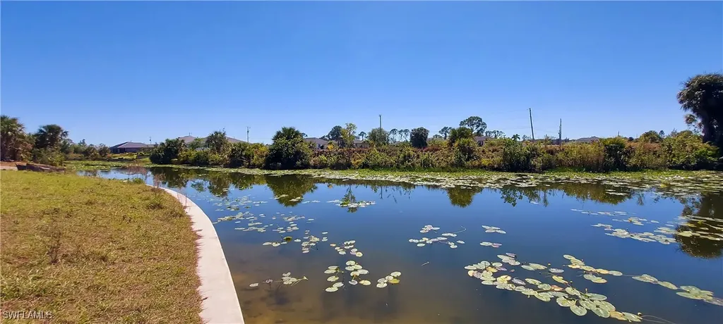 3754 NE 13th Avenue Cape Coral FL 33909