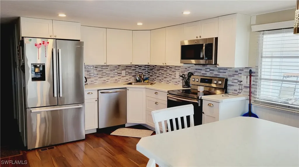 11 Shoreland Drive Fort Myers FL 33905