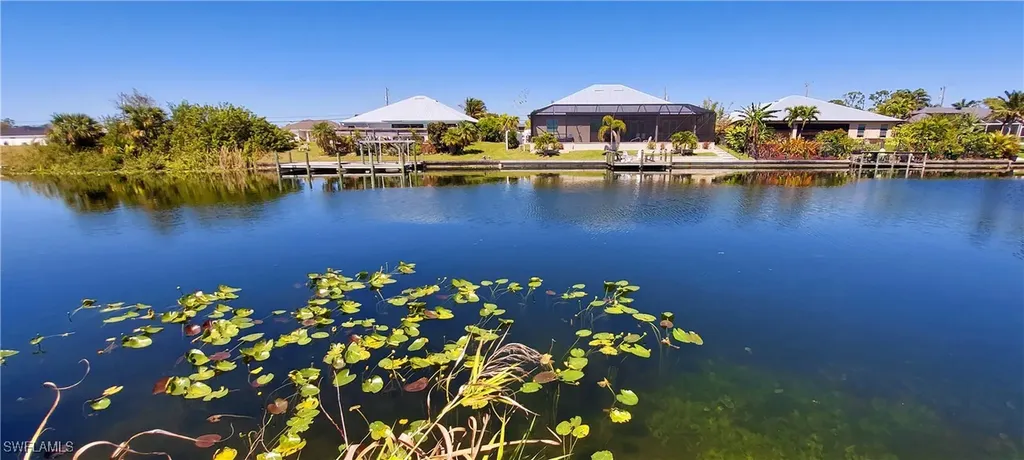 2609 Diplomat Parkway W Cape Coral FL 33993