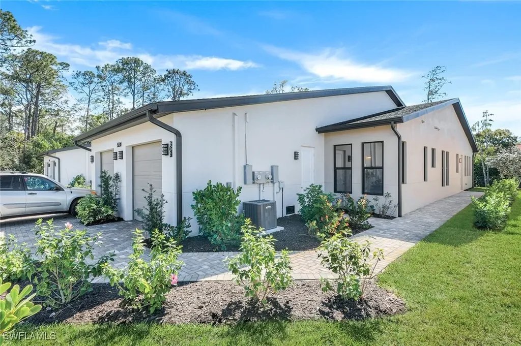 5792 Jasper Way Naples FL 34112
