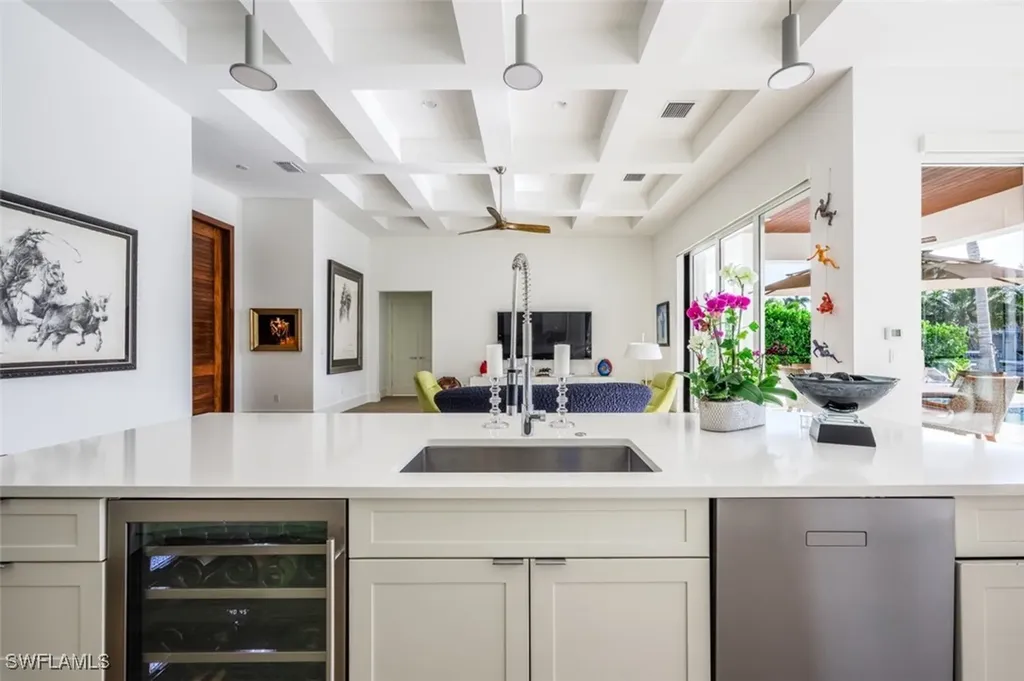 1880 Sandpiper Street Naples FL 34102