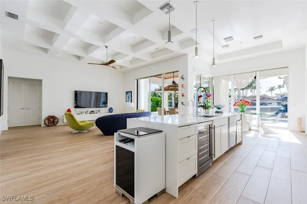 1880 Sandpiper Street Naples FL 34102