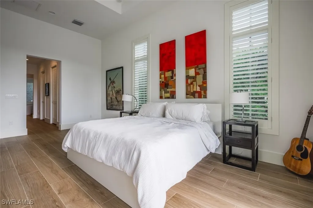 1880 Sandpiper Street Naples FL 34102