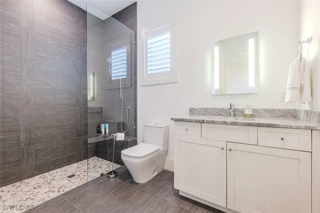 1880 Sandpiper Street Naples FL 34102