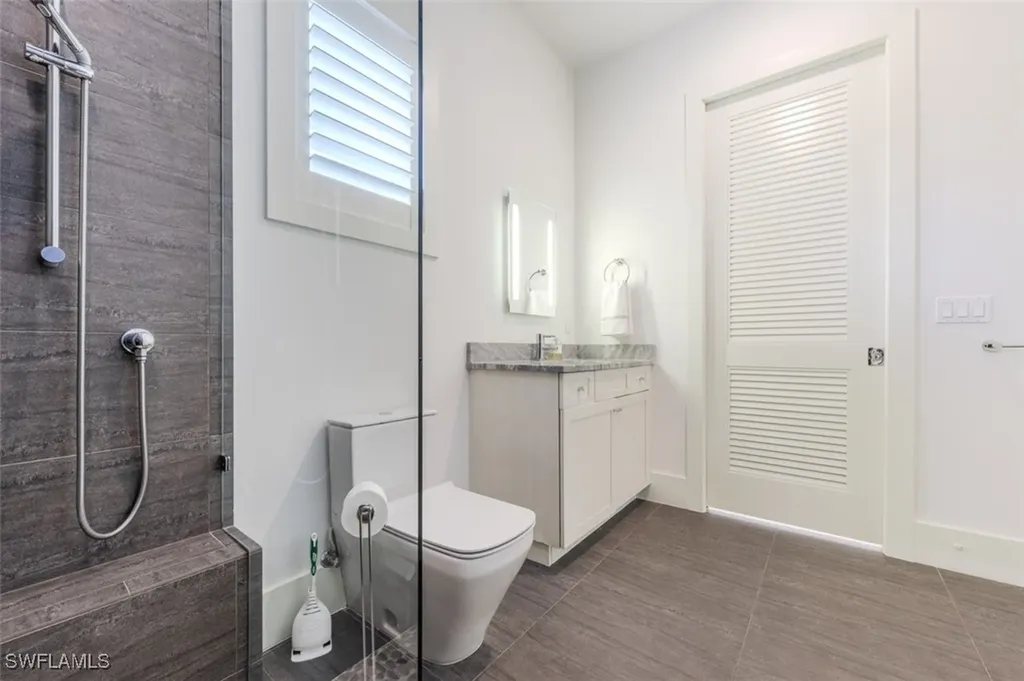 1880 Sandpiper Street Naples FL 34102