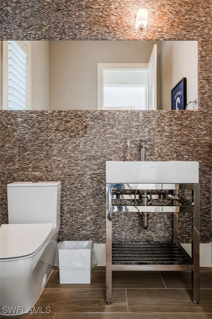 1880 Sandpiper Street Naples FL 34102