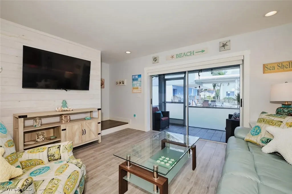 5027 SW 16th Place Cape Coral FL 33914