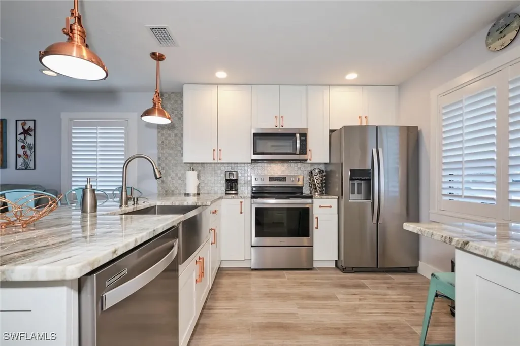 5027 SW 16th Place Cape Coral FL 33914