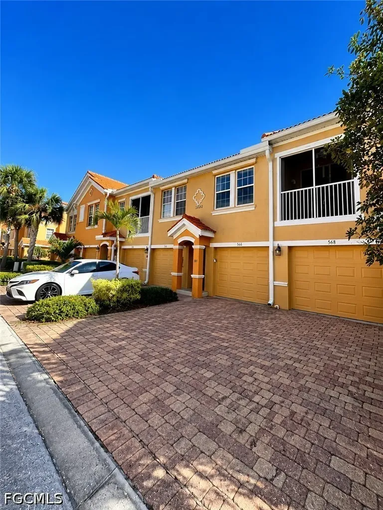 1866 Concordia Lake Circle Cape Coral FL 33909