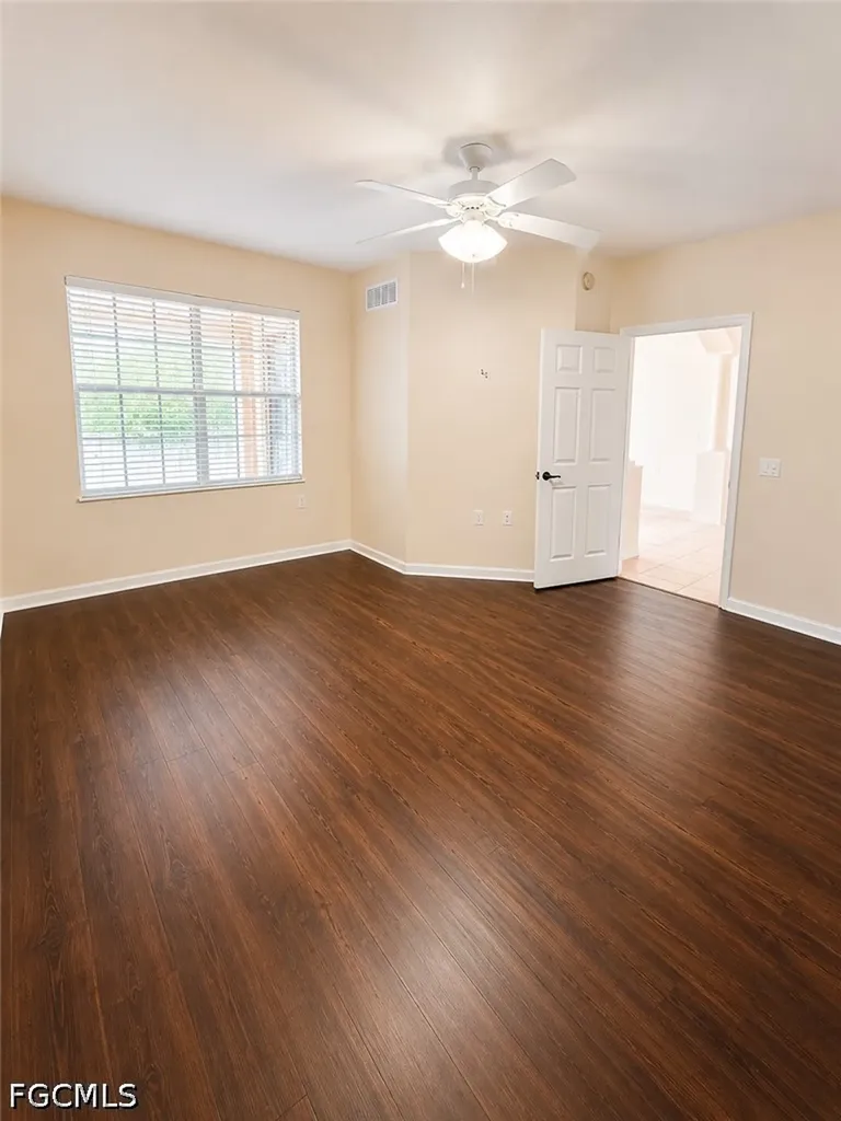 1866 Concordia Lake Circle Cape Coral FL 33909
