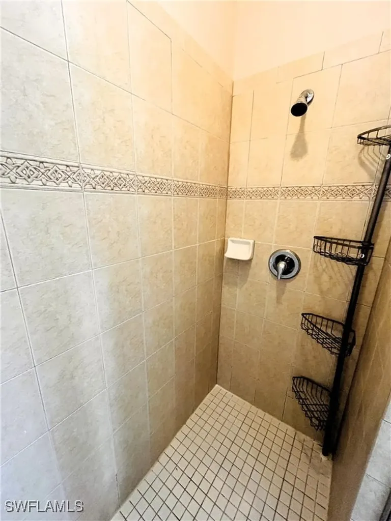 1866 Concordia Lake Circle Cape Coral FL 33909