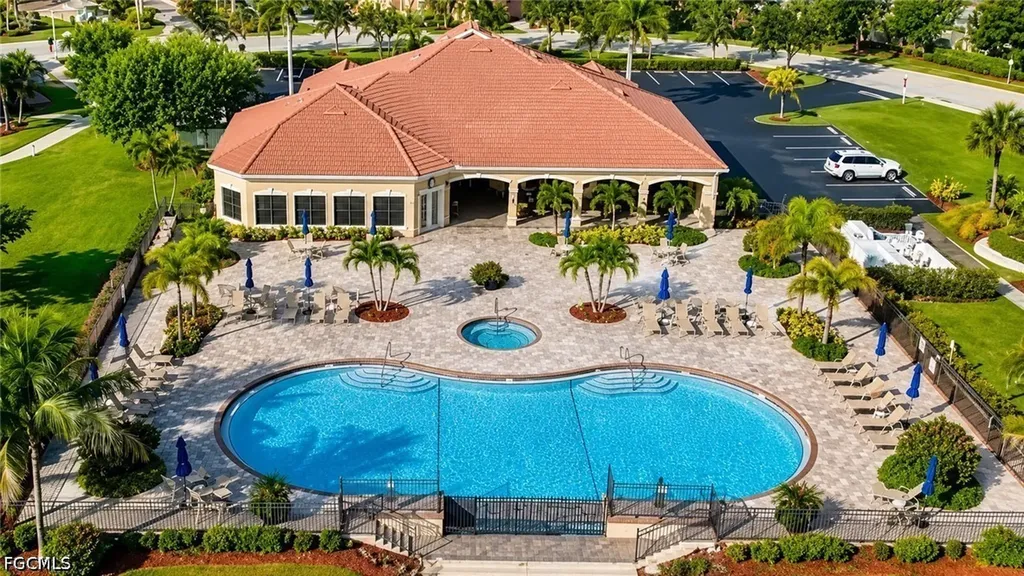 1866 Concordia Lake Circle Cape Coral FL 33909