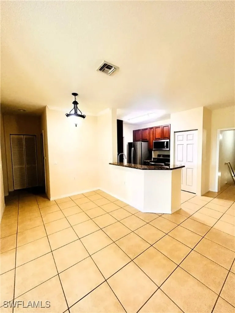 1866 Concordia Lake Circle Cape Coral FL 33909