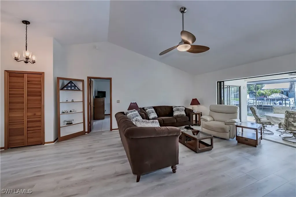 1903 SE 10th Avenue Cape Coral FL 33990