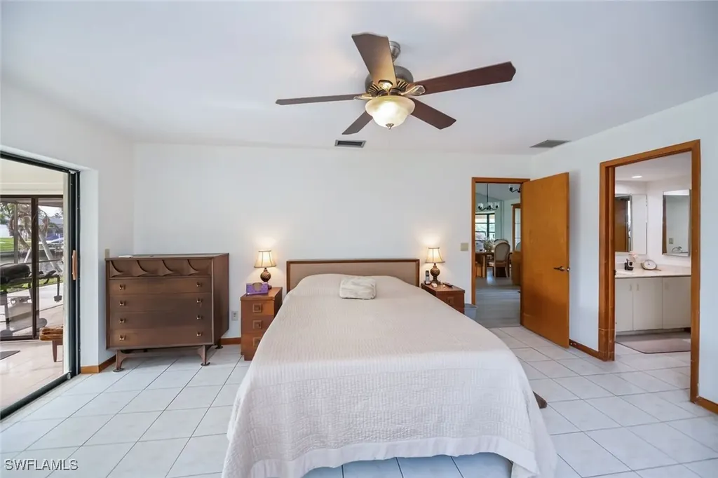 1903 SE 10th Avenue Cape Coral FL 33990