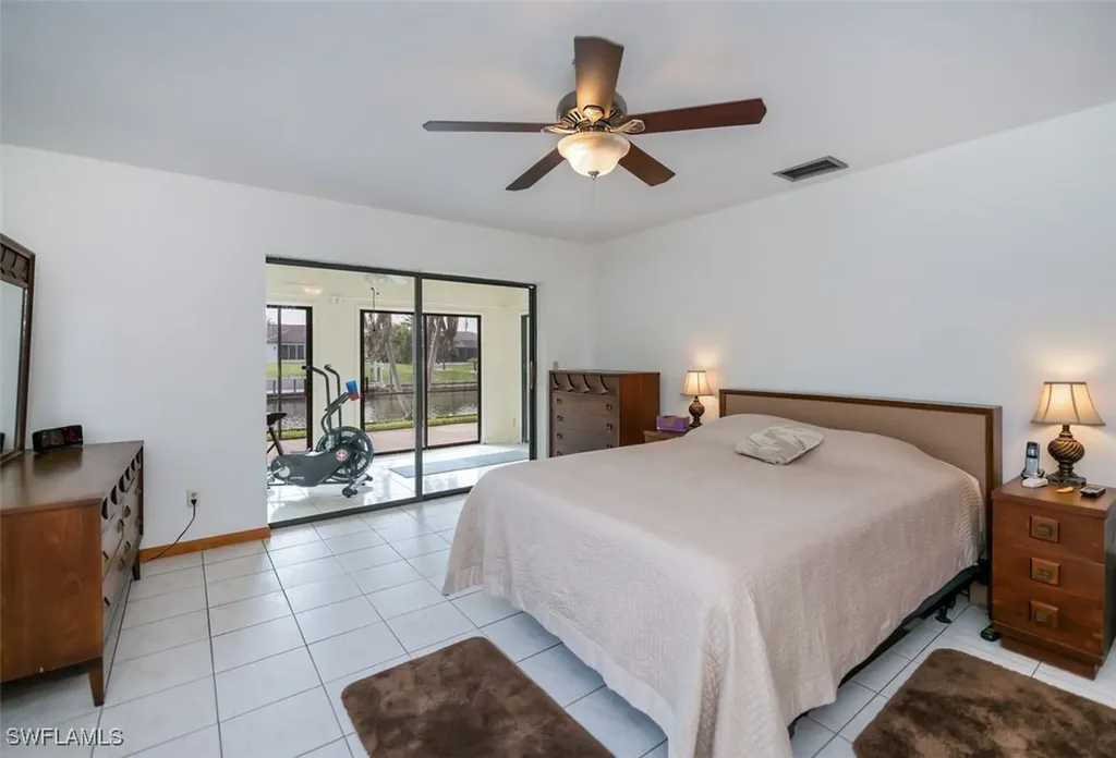 1903 SE 10th Avenue Cape Coral FL 33990