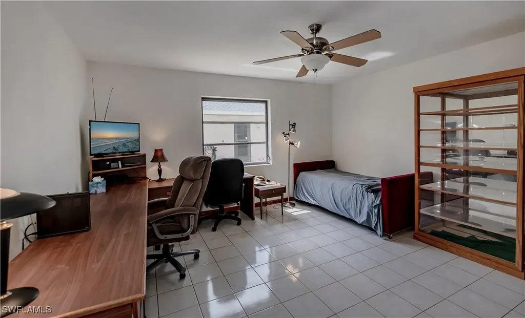 1903 SE 10th Avenue Cape Coral FL 33990