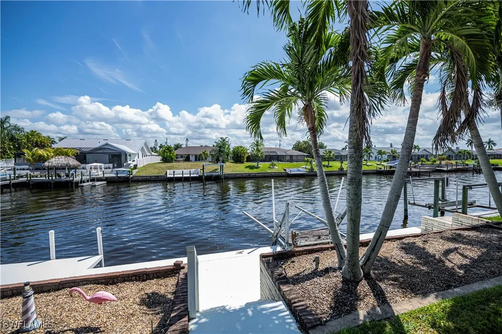 1903 SE 10th Avenue Cape Coral FL 33990