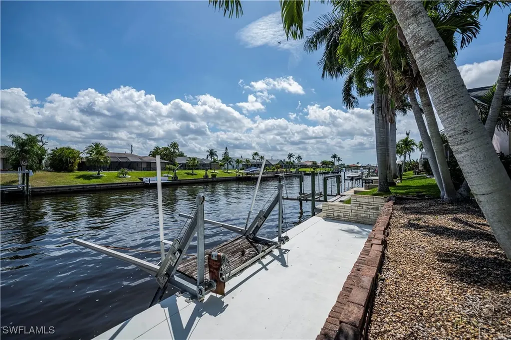 1903 SE 10th Avenue Cape Coral FL 33990