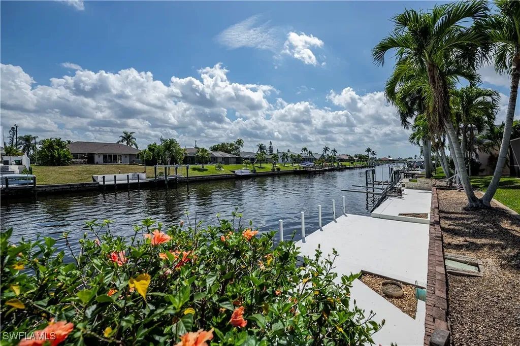 1903 SE 10th Avenue Cape Coral FL 33990