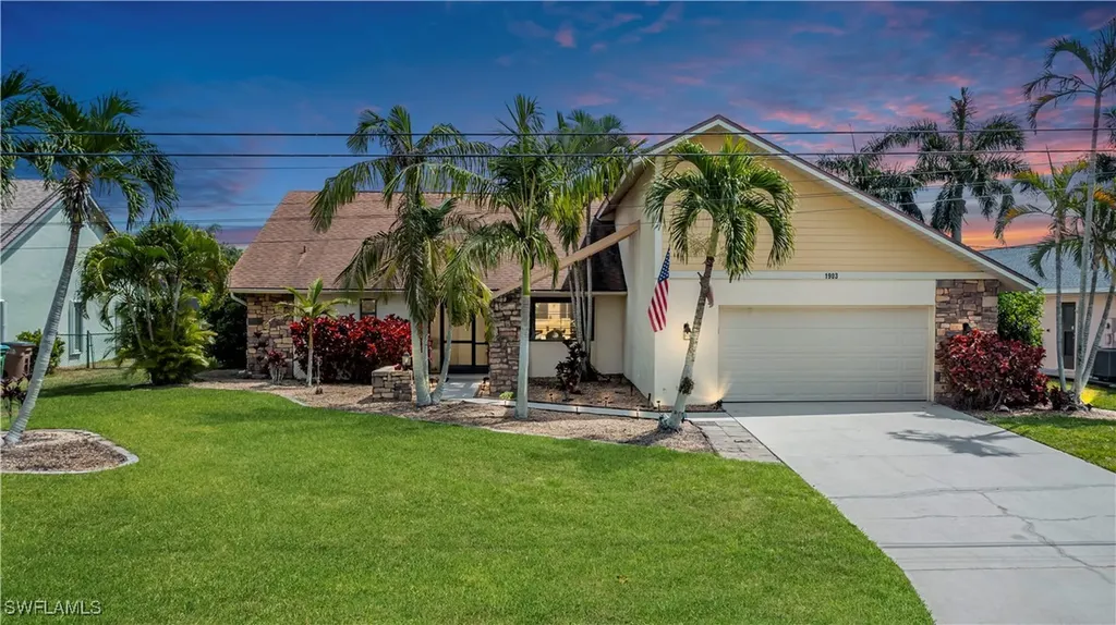 1903 SE 10th Avenue Cape Coral FL 33990