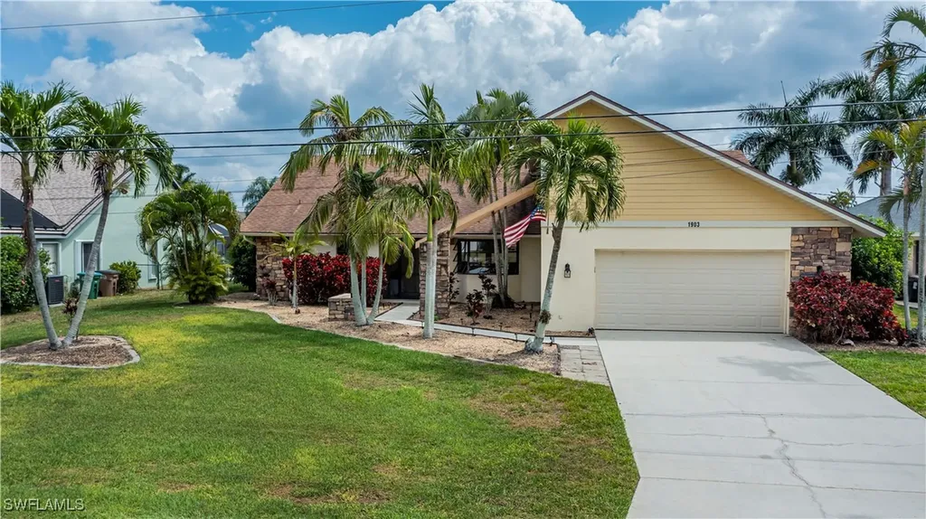1903 SE 10th Avenue Cape Coral FL 33990