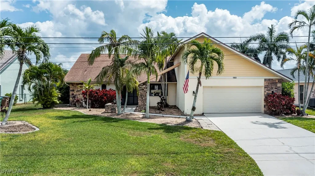 1903 SE 10th Avenue Cape Coral FL 33990