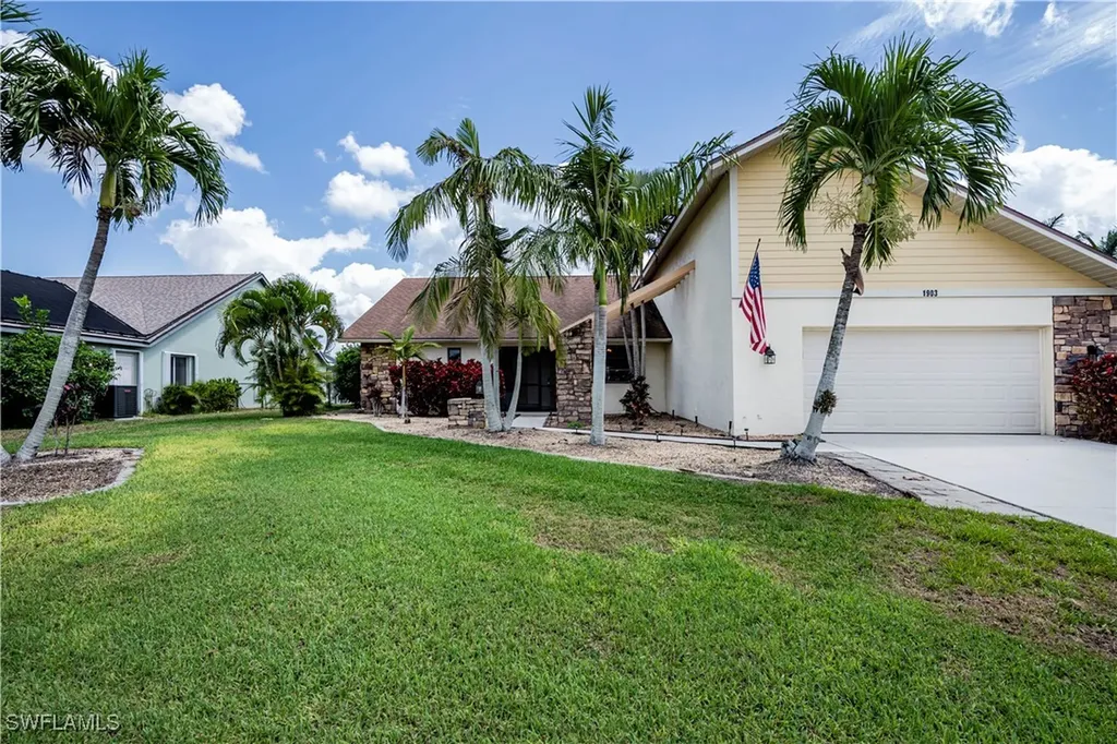 1903 SE 10th Avenue Cape Coral FL 33990