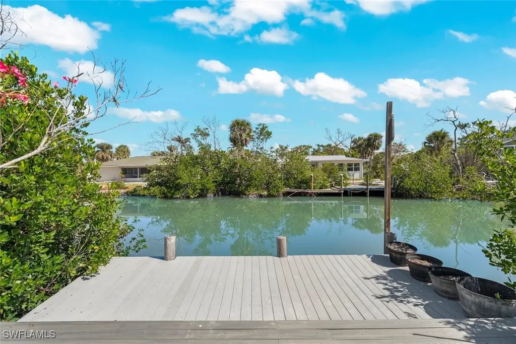 5892 Sanibel Captiva Road Sanibel FL 33957