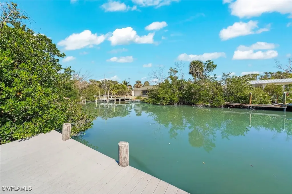 5892 Sanibel Captiva Road Sanibel FL 33957