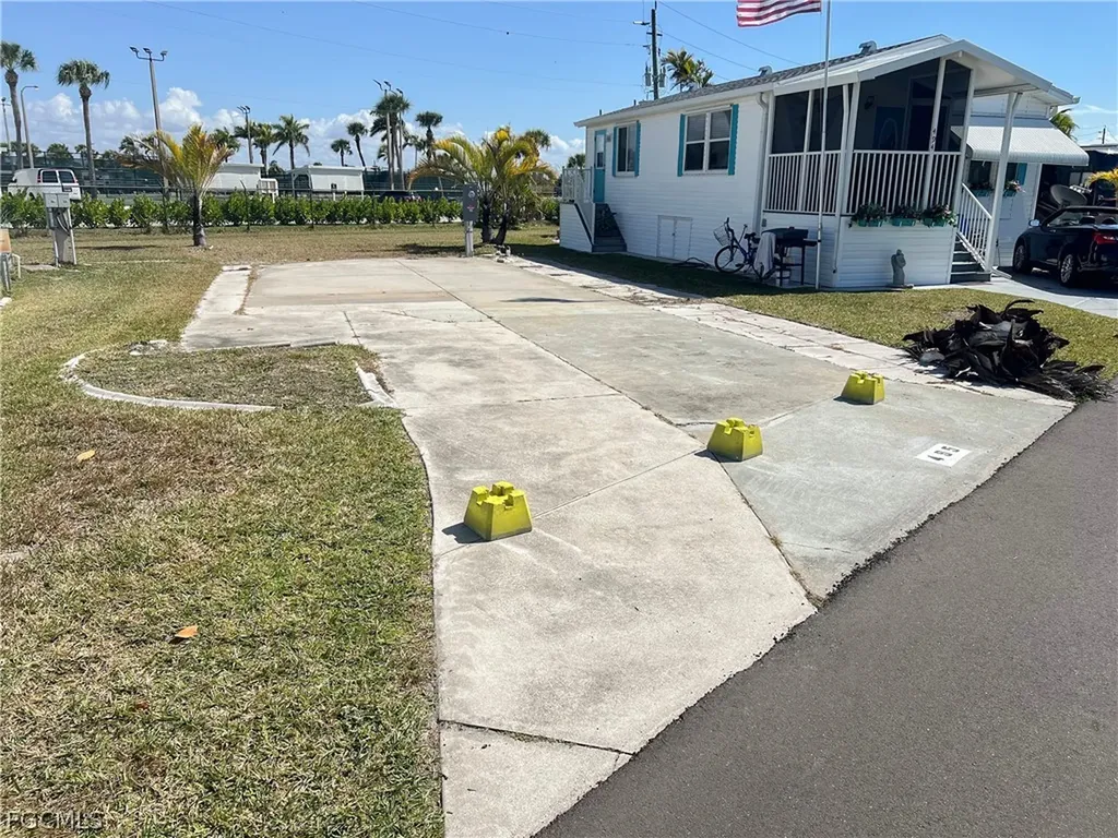 19681 Summerlin #495 Road Fort Myers FL 33908