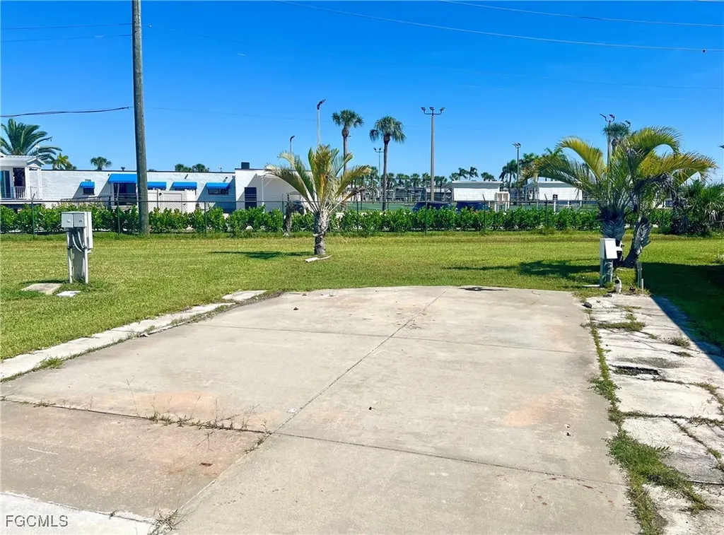 19681 Summerlin #495 Road Fort Myers FL 33908